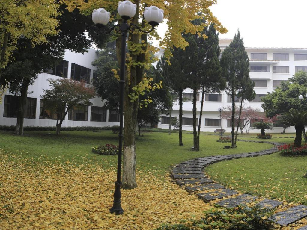 Guilin Grand Link Hotel Экстерьер фото
